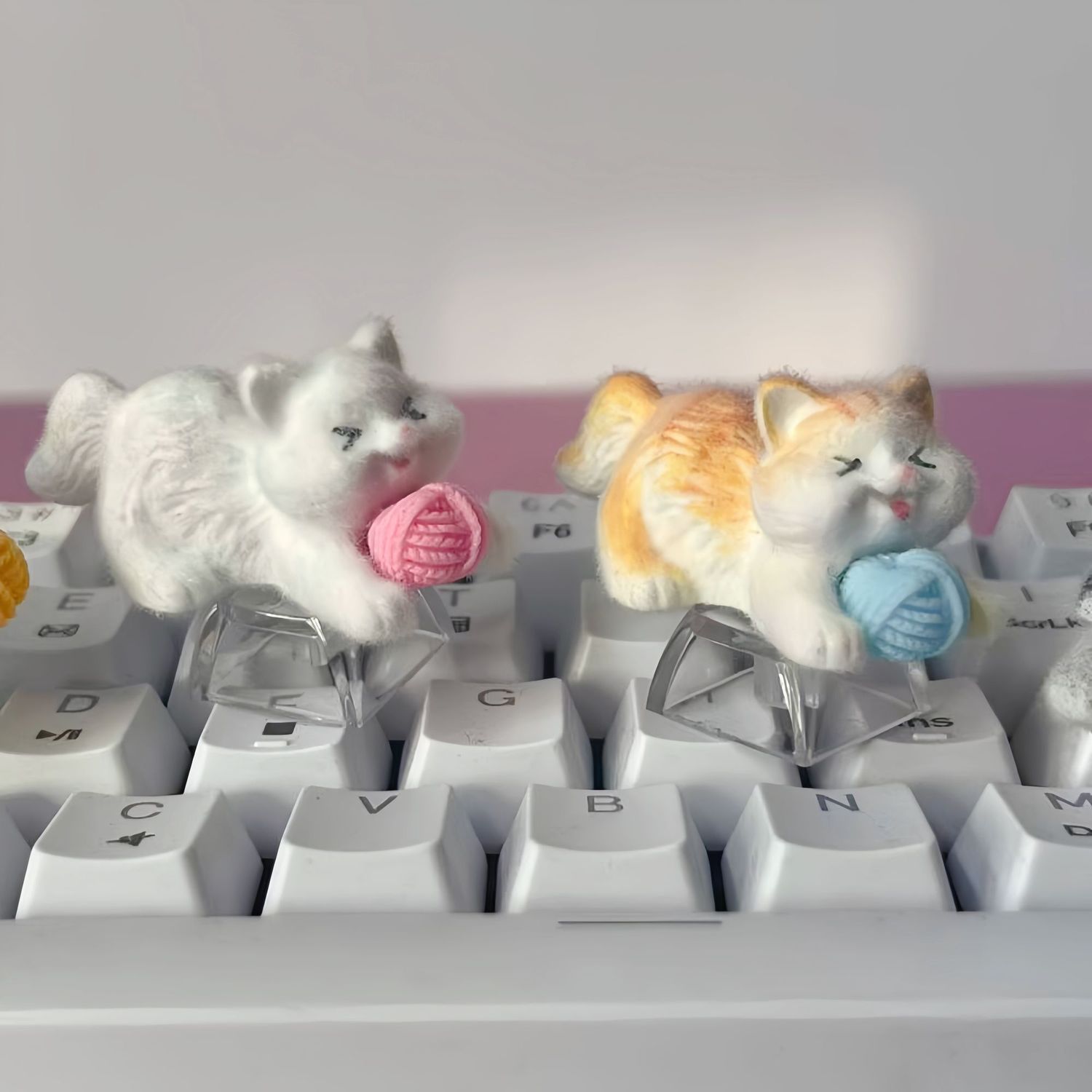 Desk Setup Tablet - Keycap Artisan Kucing Berbulu Bahan Beludru